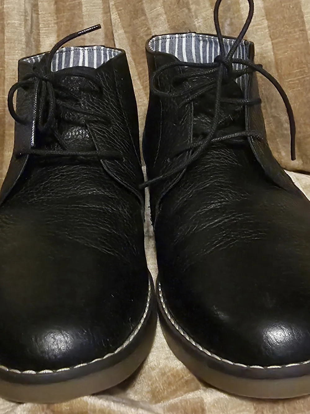 Sperry Men's Black Leather Chukka Boots with Striped Lining